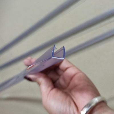 İyi fiyat Duş silikon mühür bandı 120 inç cam kapı sızıntı önlemek ve su hasarı durdurmak çevrimiçi